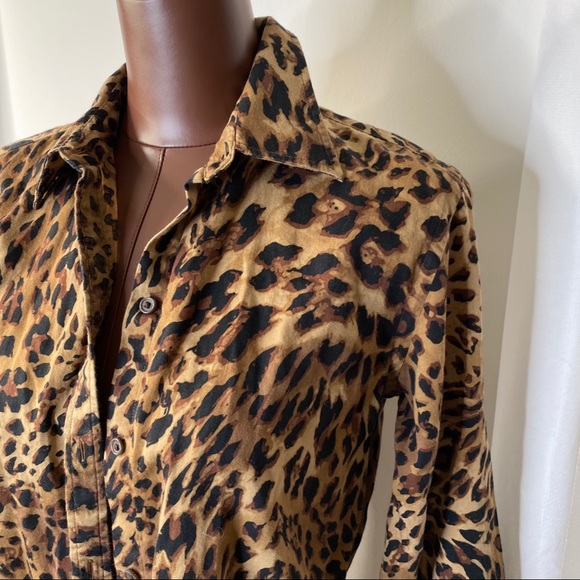 Chaps animal print button down top - Picture 2 of 5